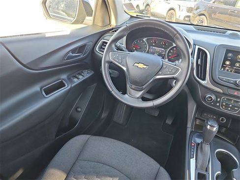 Used 2019 Chevrolet Equinox LT image 10