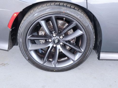 Used 2019 Dodge Charger Scat Pack RWD image 5