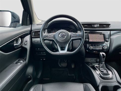 Used 2022 Nissan Rogue Sport SL w/ Premium Package image 22