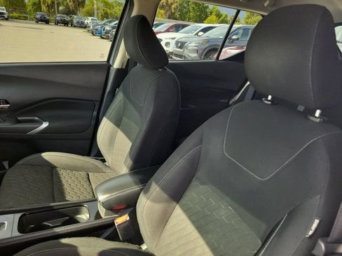 Certified 2023 Nissan Kicks SV FWD image 17