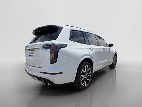 Used 2023 Cadillac XT6 Sport w/ Platinum Package AWD/4WD image 5