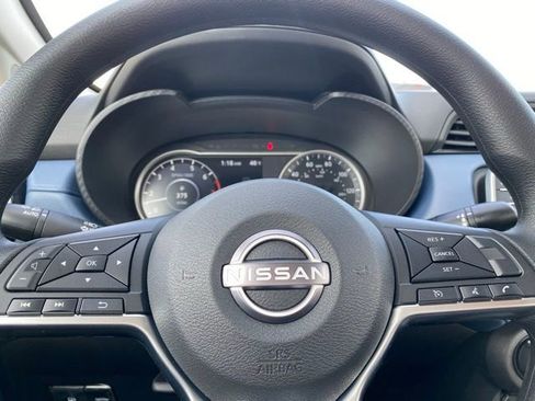 New 2025 Nissan Versa SV image 14