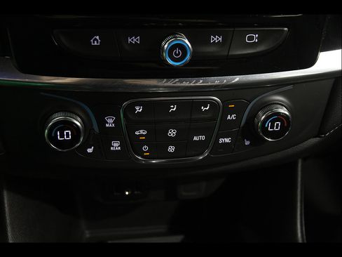 Certified 2023 Chevrolet Traverse LT FWD image 15
