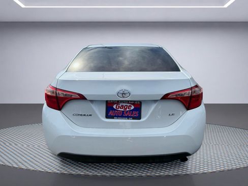 Used 2017 Toyota Corolla LE w/ Carpet Mat Package (TMS) FWD image 5