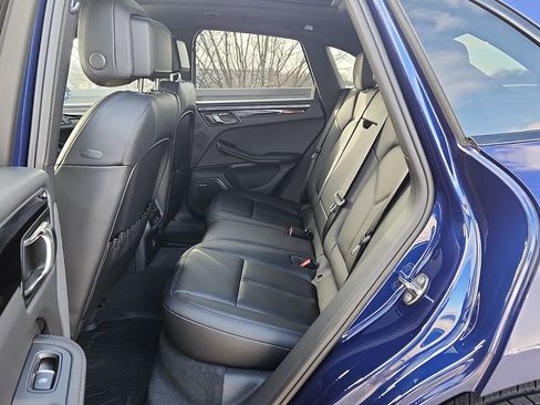 New 2026 Porsche Macan S image 9