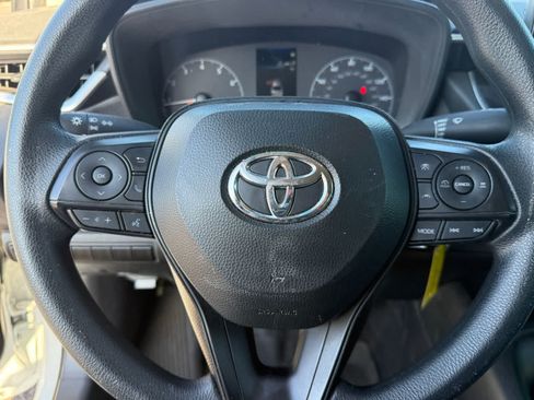 Used 2024 Toyota Corolla LE FWD image 20