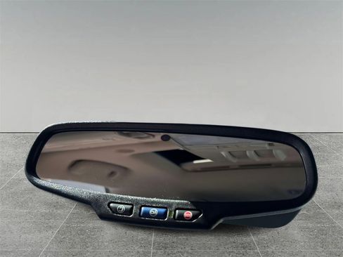 Used 2019 Buick Encore Essence w/ Experience Buick Package image 27