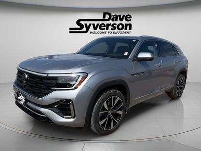 New 2026 Volkswagen Atlas Cross Sport SEL Premium R-Line