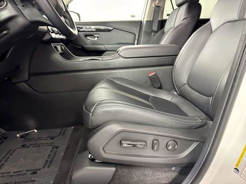 Used 2025 Honda Pilot EX-L image 22