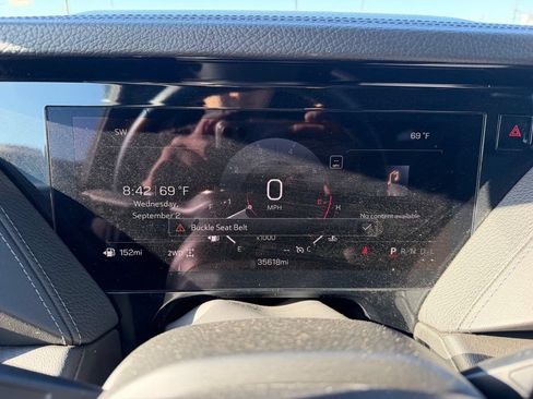 Used 2025 GMC Yukon Denali AWD/4WD image 10