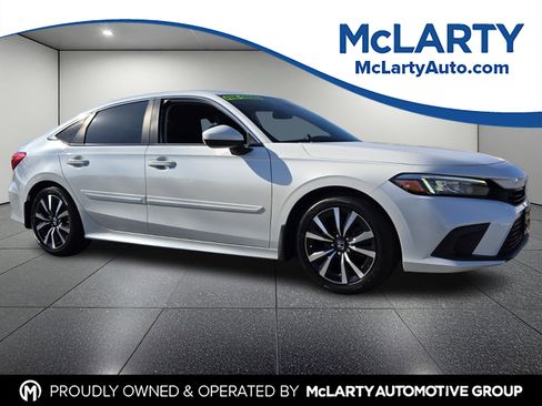 Used 2022 Honda Civic EX image 1