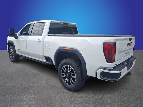 Used 2023 GMC Sierra 2500 AT4 w/ AT4 Premium Plus Package AWD/4WD image 6