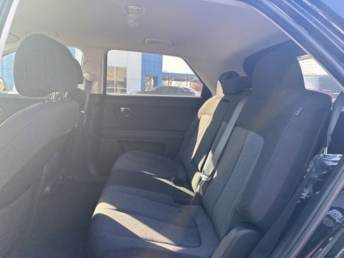 Used 2025 Hyundai Ioniq 5 SE image 6