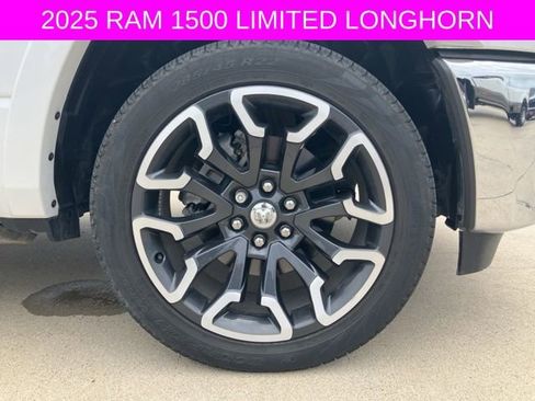 Used 2025 RAM 1500 Limited AWD/4WD image 10