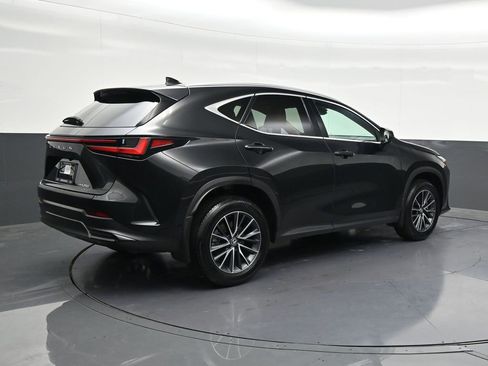 Used 2025 Lexus NX 250 FWD w/ Accessory Package (K3) image 5