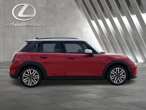 Used 2025 MINI Cooper S FWD image 4