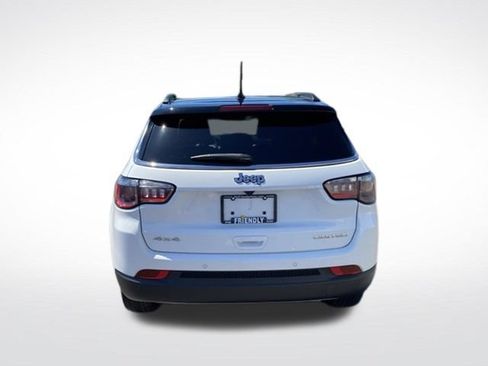 Used 2024 Jeep Compass Limited AWD/4WD image 4