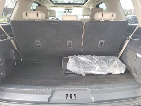Used 2023 Ford Expedition Limited image 24