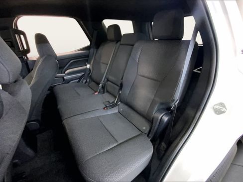 Used 2025 Toyota 4Runner SR5 AWD/4WD image 20