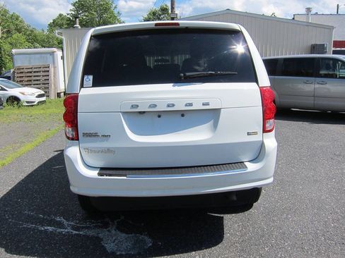 Used 2017 Dodge Grand Caravan SE w/ Power Window Group FWD image 8