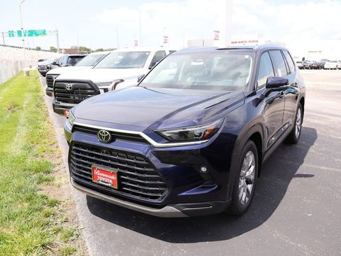 New 2026 Toyota Grand Highlander AWD Hybrid image 4