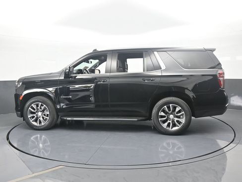 Used 2022 Chevrolet Tahoe LT w/ Luxury Package image 3