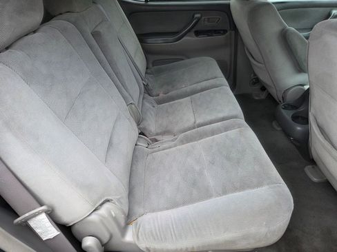Used 2005 Toyota Sequoia SR5 image 13