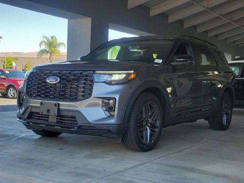 New 2026 Ford Explorer ST-Line RWD image 5
