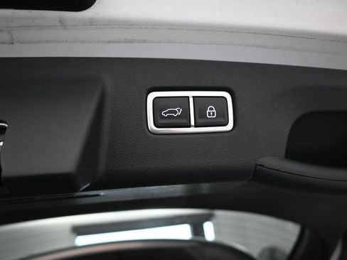 Used 2023 Kia Sorento EX FWD image 44
