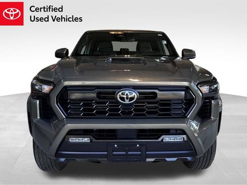 Certified 2025 Toyota Tacoma TRD Sport AWD/4WD image 2