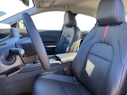 New 2026 Nissan Sentra SR w/ SR Premium Package image 9