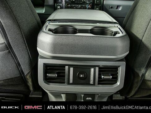 Used 2024 Ford F250 XLT w/ XLT Premium Package AWD/4WD image 18