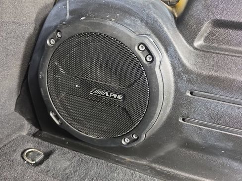 Used 2019 Jeep Wrangler Unlimited Sahara w/ Uconnect 4C Nav & Sound Group AWD/4WD image 27