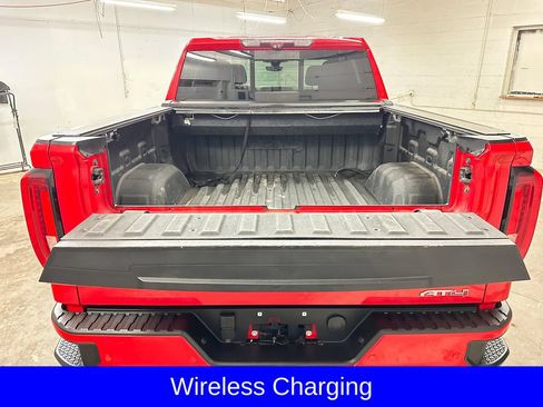 Used 2021 GMC Sierra 1500 AT4 w/ AT4 Value Package AWD/4WD image 16