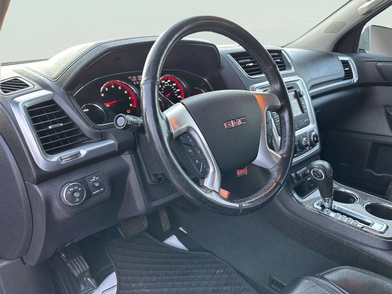 Used 2017 GMC Acadia Limited SLT AWD/4WD image 14