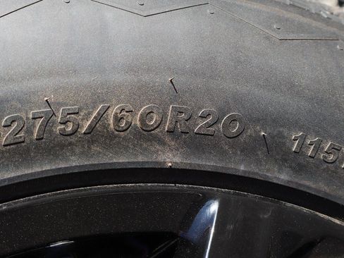 Used 2021 Chevrolet Silverado 1500 High Country w/ Technology Package image 48