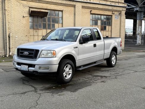 Used 2005 Ford F150 STX AWD/4WD image 2