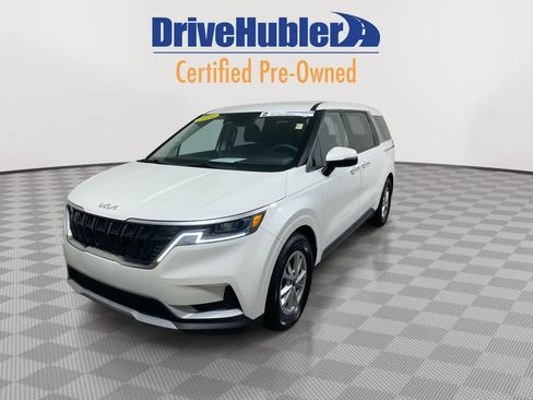 Used 2024 Kia Carnival LX image 6
