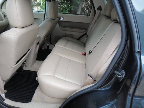Used 2011 Ford Escape Limited w/ 302A Rapid Spec Order Code AWD/4WD image 19