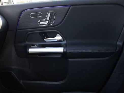 New 2026 Mercedes-Benz GLA 250 4MATIC image 16