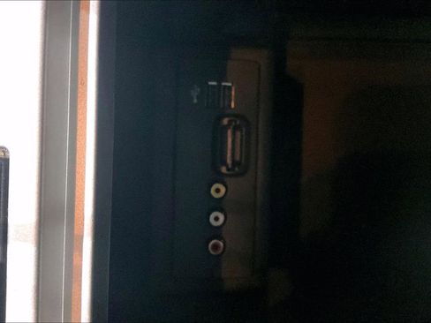 Used 2014 Ford F150 FX4 w/ Equipment Group 402A Luxury image 32