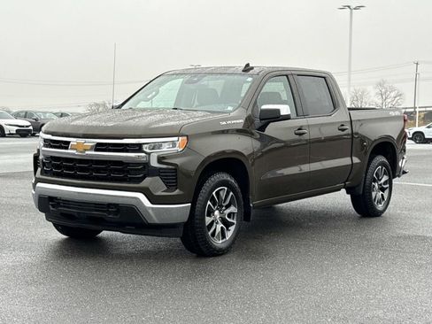 Used 2023 Chevrolet Silverado 1500 LT AWD/4WD image 27