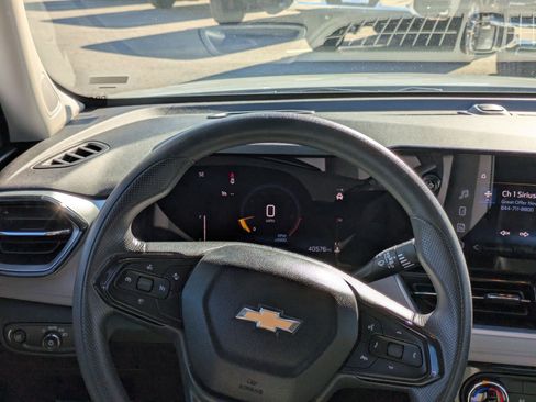 Used 2024 Chevrolet TrailBlazer LT image 22