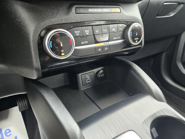 Used 2022 Ford Escape SE w/ SE Sport Appearance Package AWD/4WD image 10