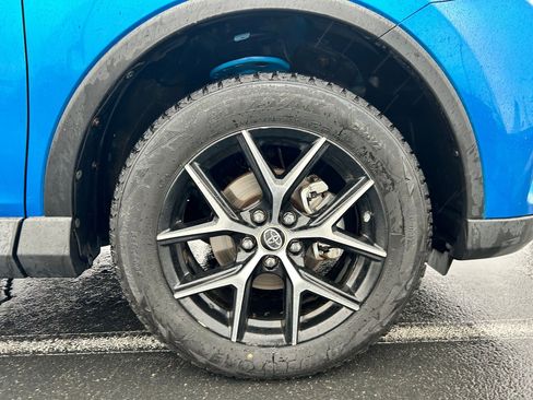 Used 2016 Toyota RAV4 SE image 31