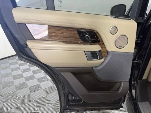 Used 2019 Land Rover Range Rover HSE AWD/4WD image 24