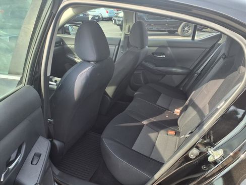 Used 2020 Nissan Sentra SV image 23