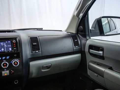 Used 2014 Toyota Sequoia Limited image 5