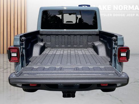New 2026 Jeep Gladiator Rubicon image 23