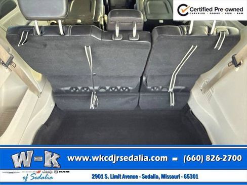 Certified 2023 Chrysler Pacifica Touring-L FWD image 26